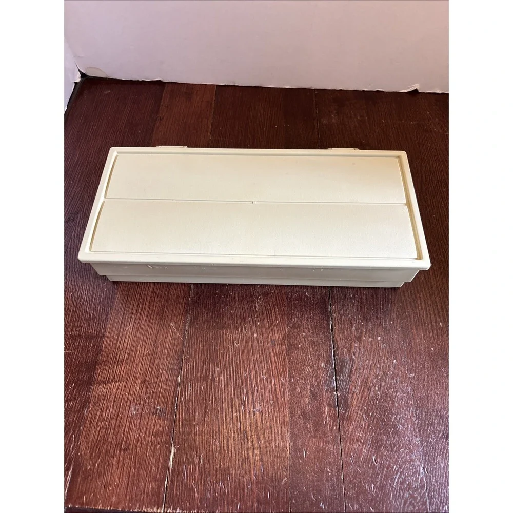 Vintage Tupperware #1572 Wax Paper Foil Wall Dispenser Holder Almond